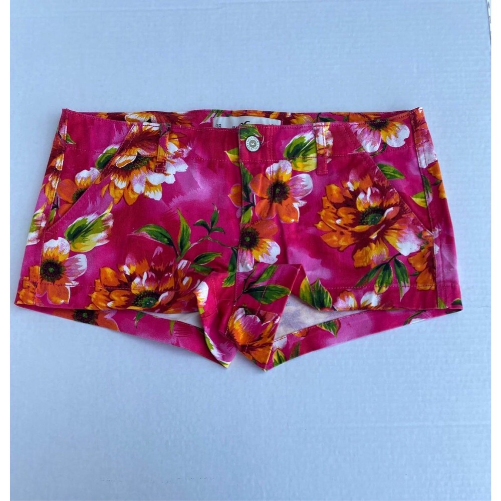Hollister Low-Rise Floral Shorts Sz 3R